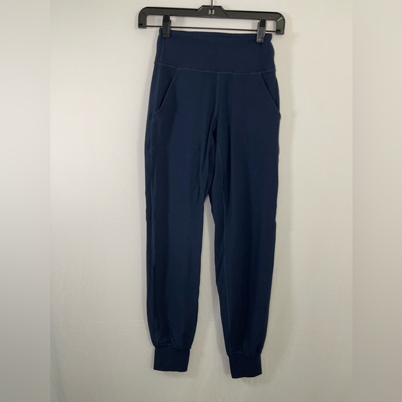 Lululemon Navy Blue Align High Raise Jogger Leggings 26” Cropped Size 2 - Picture 2 of 7